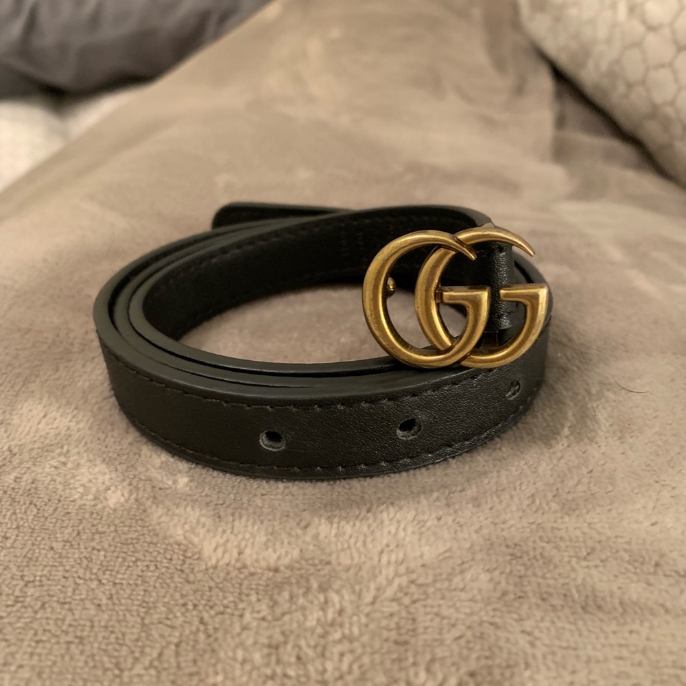 *WILL ONLY HAVE UP TODAY thin double “G” belt 😍